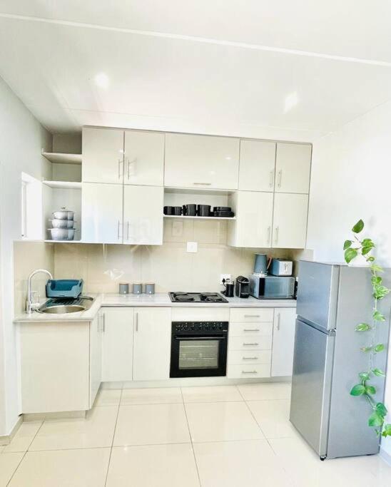 Trendy, Comfortable 1 Bedroom Apartments In Umtata Exteriér fotografie