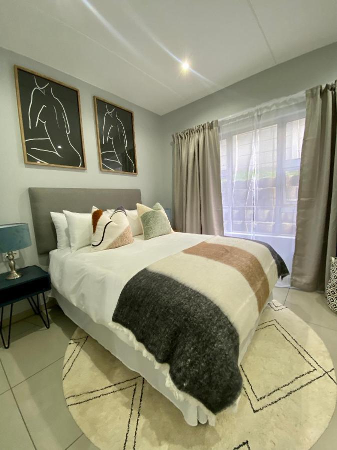 Trendy, Comfortable 1 Bedroom Apartments In Umtata Exteriér fotografie