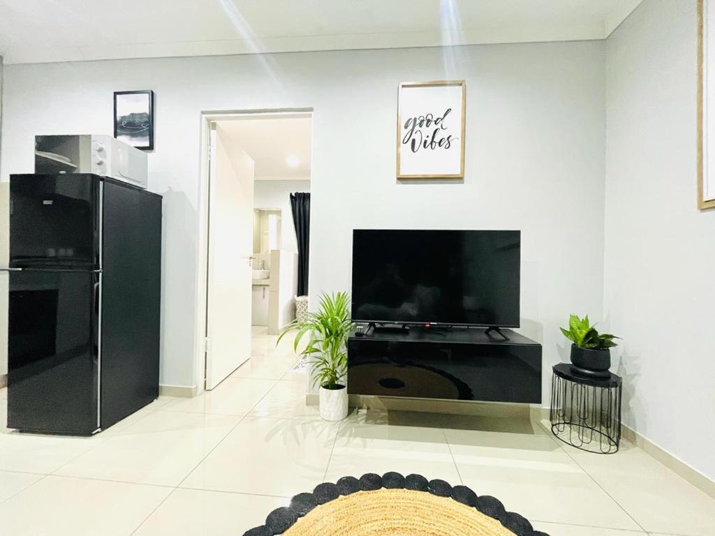 Trendy, Comfortable 1 Bedroom Apartments In Umtata Exteriér fotografie