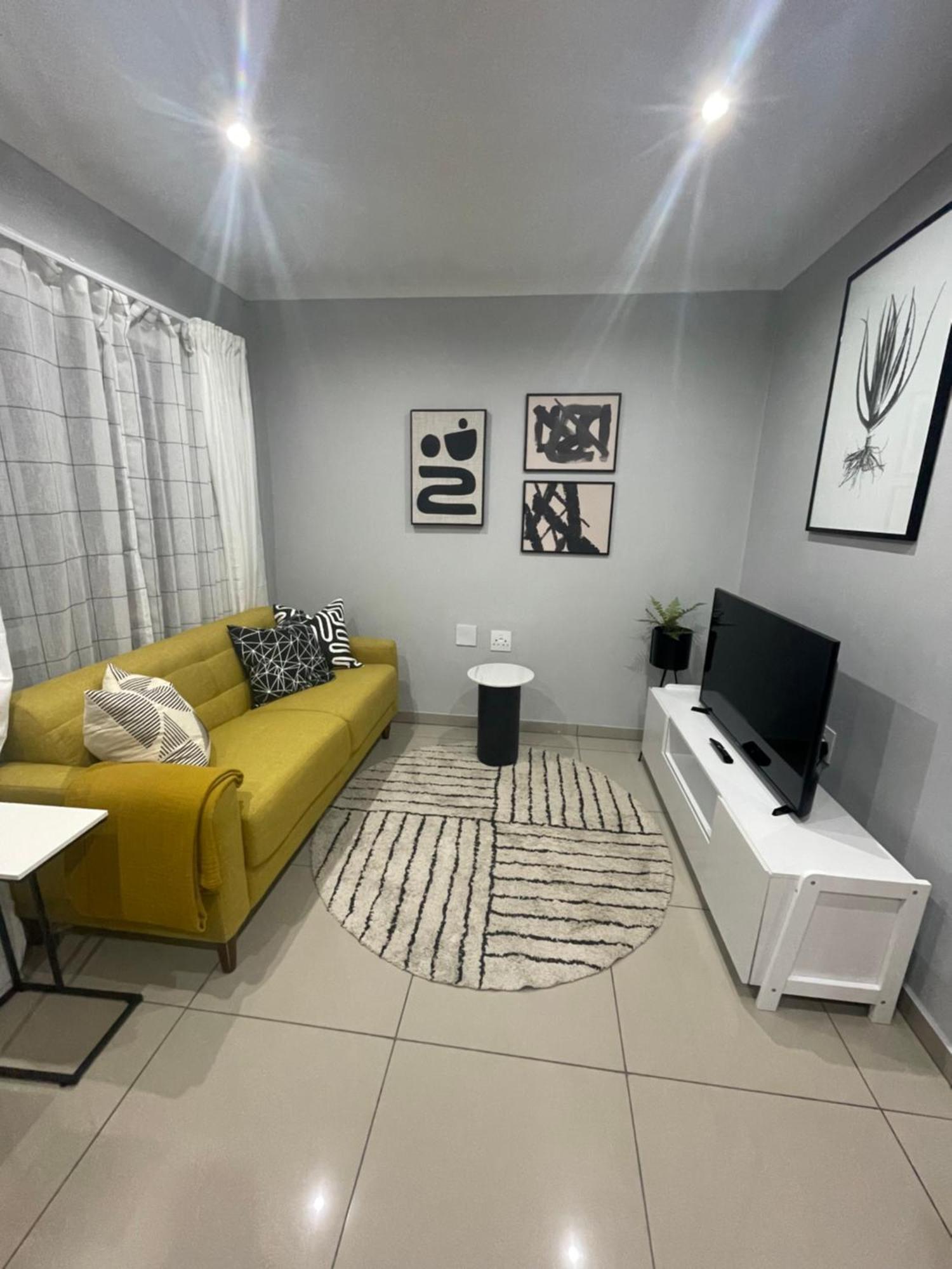 Trendy, Comfortable 1 Bedroom Apartments In Umtata Exteriér fotografie