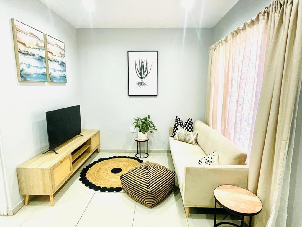 Trendy, Comfortable 1 Bedroom Apartments In Umtata Exteriér fotografie