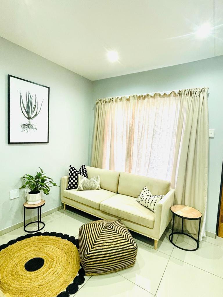 Trendy, Comfortable 1 Bedroom Apartments In Umtata Exteriér fotografie
